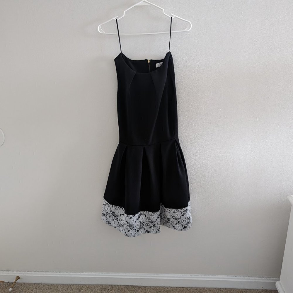 Modcloth Luck Be a Lady Dress in Black and Lace US 4/UK 8